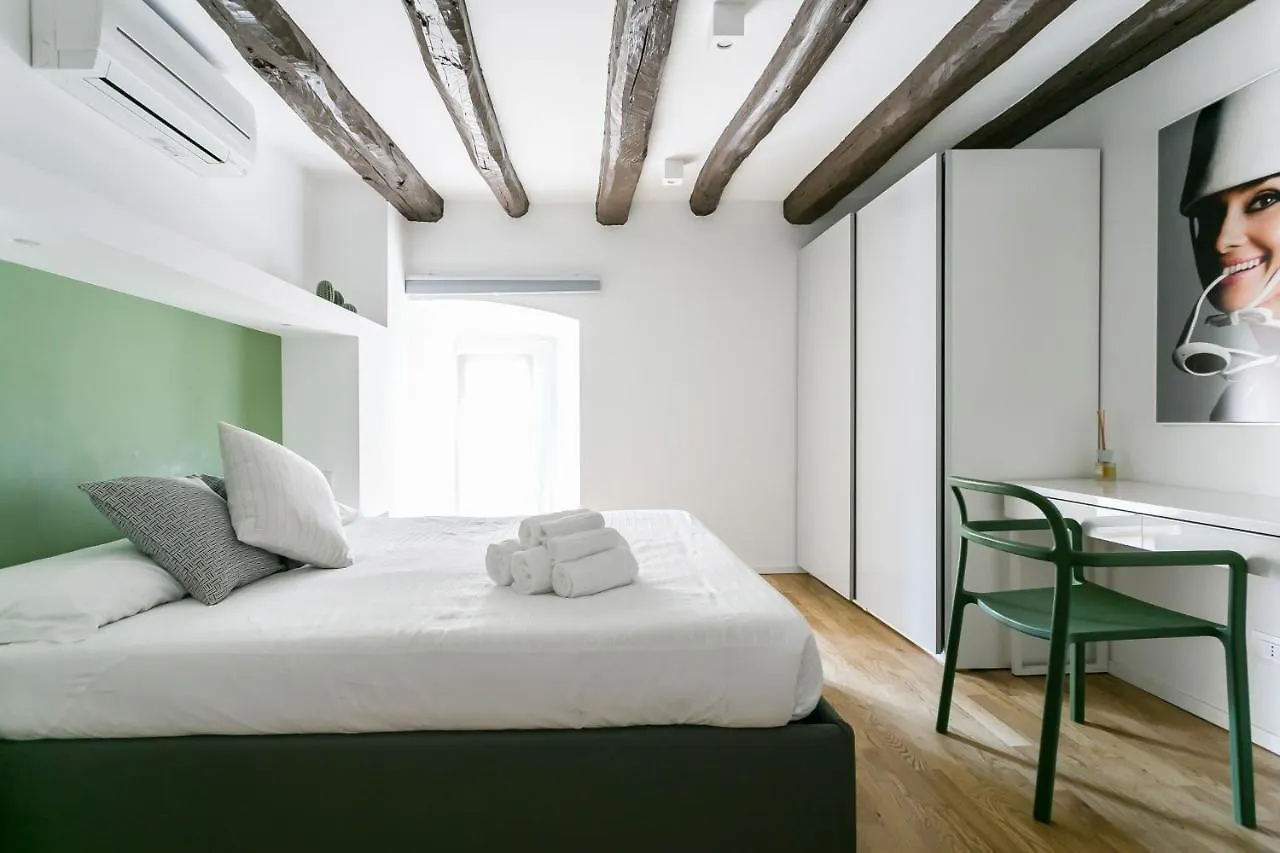 Mortara Navigli Apartments Milaan