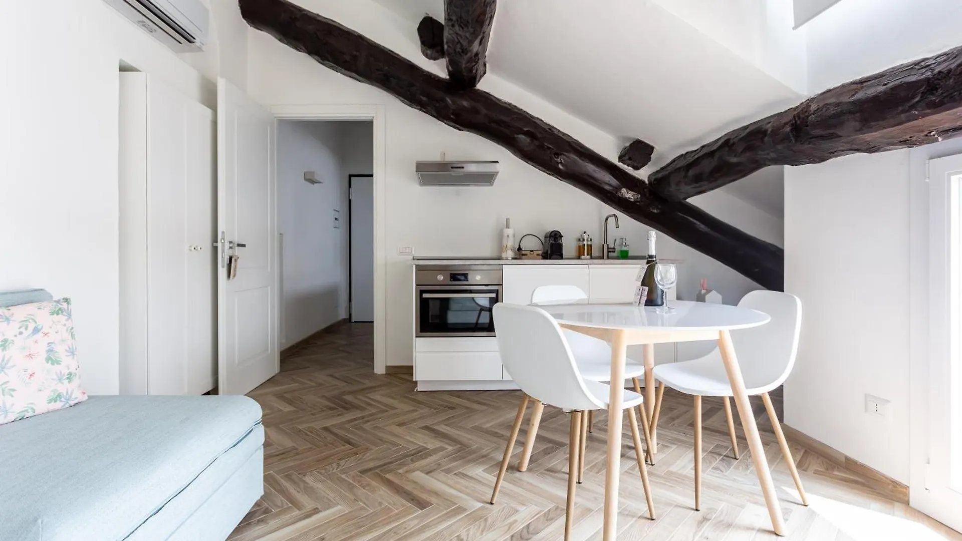 Mortara Navigli Apartments Milaan